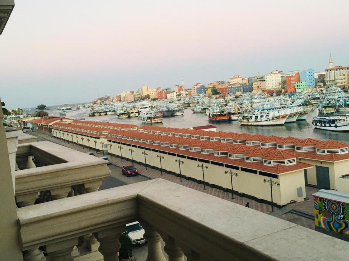 Omar Elkhaiam Hotel Ras el-Barr Екстериор снимка